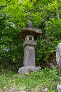 不動辻の常夜燈と馬頭観音　岐阜県 瑞浪市 日吉町深沢