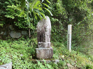 不動辻の常夜燈と馬頭観音　岐阜県 瑞浪市 日吉町深沢