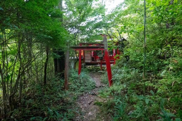 水晶山 白狐稲荷神社　岐阜県 瑞浪市 釜戸町